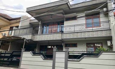 JUAL RUMAH MEWAH 2 LANTAI SIAP HUNI DI JATICEMPAKA PONDOK GEDE BEKASI