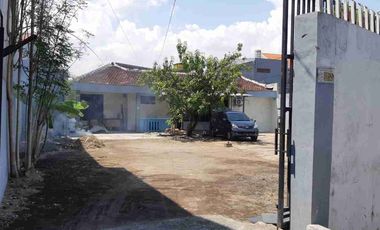 Rumah surabaya timur