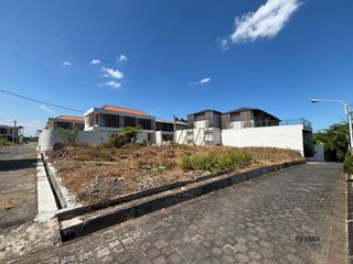 Tanah 4,8 Are Cocok untuk Villa Dijual di Beraban, Tabanan Area