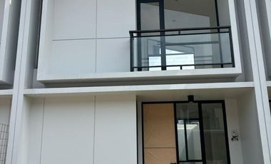Di Jual Rumah Baru di Cluster Cendana Cove, Lippo Karawaci