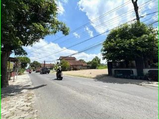 Dijual Tanah Yogyakarta di Jl. Raya Berbah-Kalasan Dekat Keraton Ratu Boko