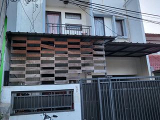 Dijual cepat rumah di taman pinang indah Tangerang