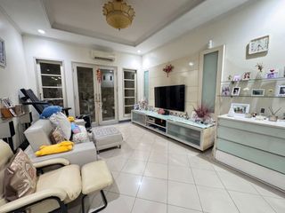 Dijual Rumah LT 200 m2 di Cideng Jakarat Pusat