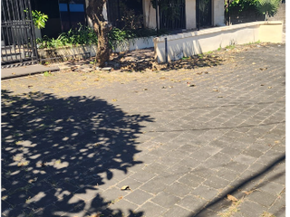 Bangunan 10 Are di Denpasar Barat