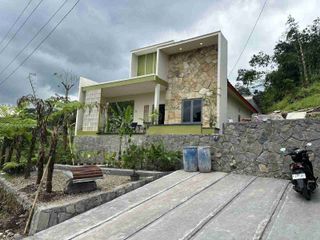 Rumah Cantik Luas Dekat Wisata