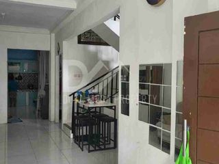 Dijual Rumah 2 Lantai di Graha Raya Dekat Pintu Tol Parigi