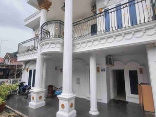 rumah 2 lantai penuin permai dekat bcs & grand batam mall