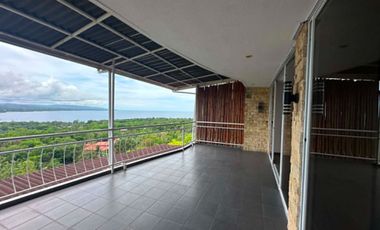 4 bedroom condo unit with sea view for sale in Dauis, Bohol