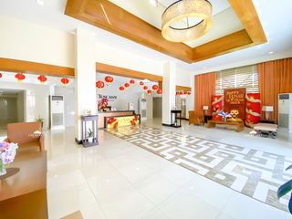 Tuscany Private Estate in McKinley, Taguig City for Sale 3 Bedroom 3BR Condo Unit | Rush Sale!