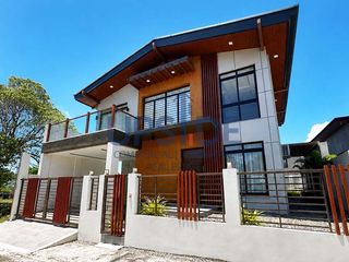 La Residencia de Sta. Rosa House For Sale
