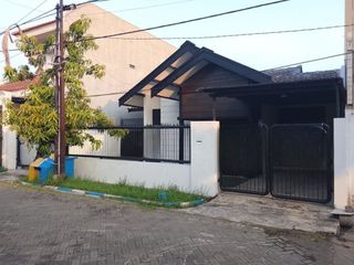 DISEWAKAN Rumah Rungkut Mapan Tengah