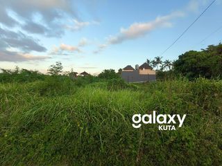 DIJUAL TANAH SIAP BANGUN DEKAT PANTAI SABA DI PERING BLAHBATUH