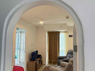 Fully furnished 1 Bedroom Condo in Tagaytay with Parking for Sale
