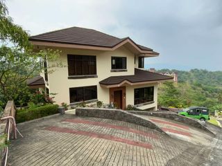 For Sale: Vacation Home in Canyon Woods, Batangas