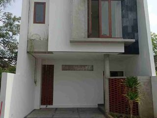 RUMAH BARU 3KT DI UBUNG KAJA. JL COKROAMINOTO - Denpasar