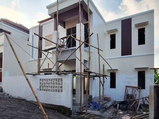 RUMAH BARU DEKAT TAMAN LUMINTANG DENPASAR BALI