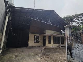 DI SEWAKAN  GUDANG NOL JALAN RAYA