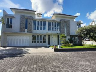 RUMAH CLUSTER 2 LANTAI DIJUAL DI SOLO BARU DEKAT RS INDRIATI, THE PARK MALL, PAKUWON MALL DAN PUSAT BISNIS SOLO BARU