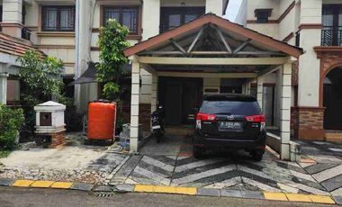Dijual Rumah 2 lantai di Cluster Pasadena Golf Modernland, Kota Tangerang.