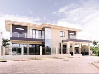 For Sale: House and Lot in Pacific Grand Villas, Basak-Marigondon Lapu-Lapu Cebu City, with Lot Area of 260 SQM