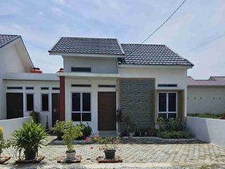 Rumah Daerah Palas Akses Dekat Jalan Riau