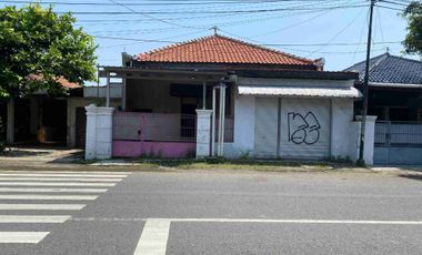 BREBES PASARBATANG RUMAH STRATEGIS DEKAT JALAN RAYA PANTURA JUAL MURAH