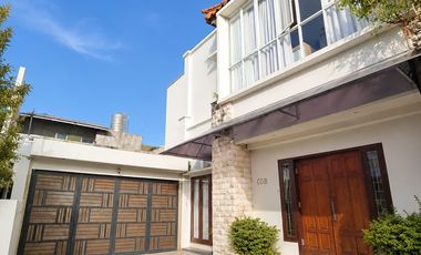 Dijual rumah strategis lingkungan elite. By Pass Garden Residence Sanur