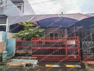 Dijual Rumah bonus Lahan seluas 1027m²