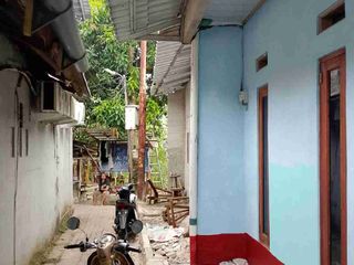 Di jual rumah minimalis kokoh permanen di peninggilan Ciledug Tangerang kota