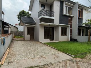 DIJUAL CEPAT - HARGA MIRING RUMAH DI TAMAN TIRTA SERPONG KADEMANGAN - TANGERANG SELATAN