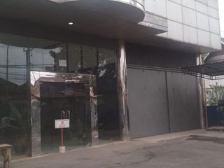 ✳️Dijual/Sewakan Gedung ex showroom siap pakai