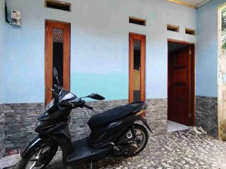 di jual rumah minimalis kokoh permanen di lokasi peninggilan Ciledug Tangerang kota