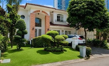 RARE LISTING! Rumah Siap Huni di Taman Beverly Golf Lippo Village, Kawasan Elite dan Prestisius