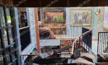Jual Rumah 3 lantai Citra Raya