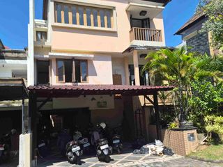 Rumah Murah One Gate Isi Pool di Hayam Wuruk Dekat Kampys WARMADEWA Renon Sanur