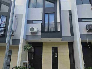 DISEWAKAN RUMAH GRANDCITY CHEVILLE