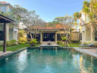 villa lantai 2 cemagi
