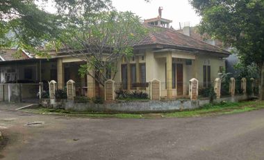 Dijual Rumah Hoek Di Nusa Loka BSD City Nusaloka tangsel
