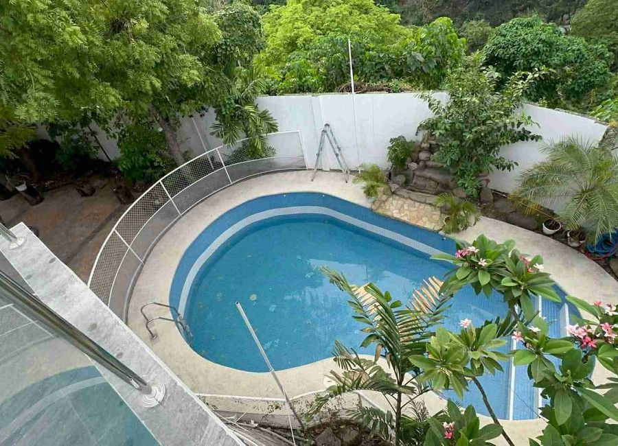 LUXURY HOME WITH PRIVATE POOL IN BUSAY, CEBU CITY | Lamudi.com.ph