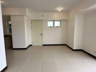 3BR Condo Unit For Rent in Allegra Gardens Place Pasig City