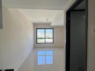 SUPER GOOD DEAL for Assume Studio Unit at JTOWER ,Mandaue City