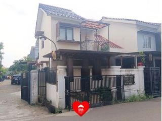 Rumah 2 Lantai di Komp Dasa Residence, Pondok Aren, Tangerang Selatan