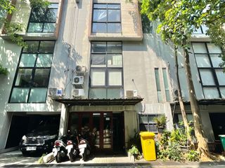 Dijual Ruko Pinggir Jalan Raya di Kemang, Jakarta Selatan