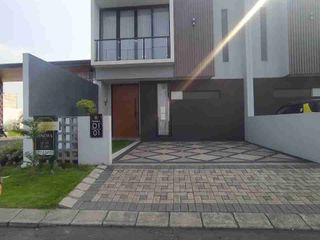 Rumah mewah kwalitas tinggi