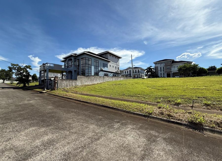 Andalucia Drive, South Forbes Villas, Inchican, Silang, Cavite image 2