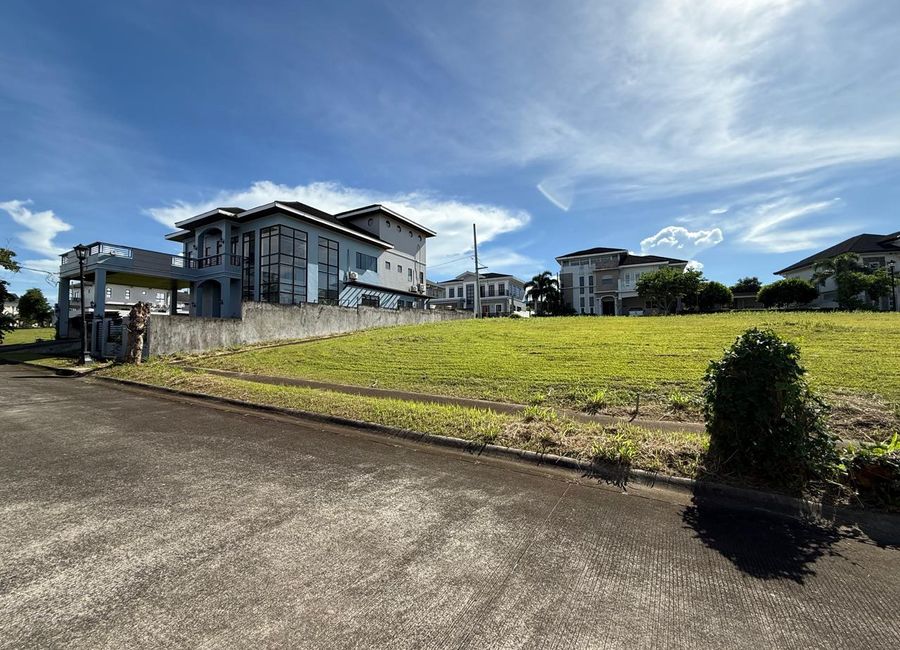 Andalucia Drive, South Forbes Villas, Inchican, Silang, Cavite image 3