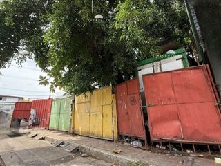 Quezon City, 1000 sqm Warehouse for Sale near P. Tuazon