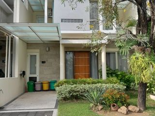 🌿 Villa Modern Full Furnished dengan Pool & View Taman 🌿