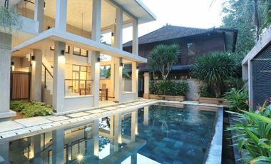 🌿 Kompleks Villa Asri & Strategis di Kedewatan, Ubud 🌿