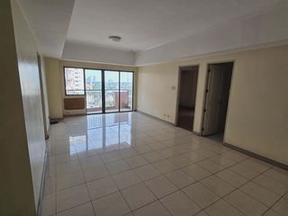 3BR Condo Unit with Balcony and 2 Parking Slots FOR SALE in Valencia Hills, Quezon City